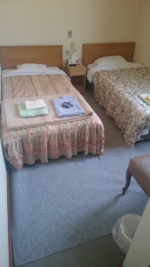 Hotel Family 아바시리 외부 사진